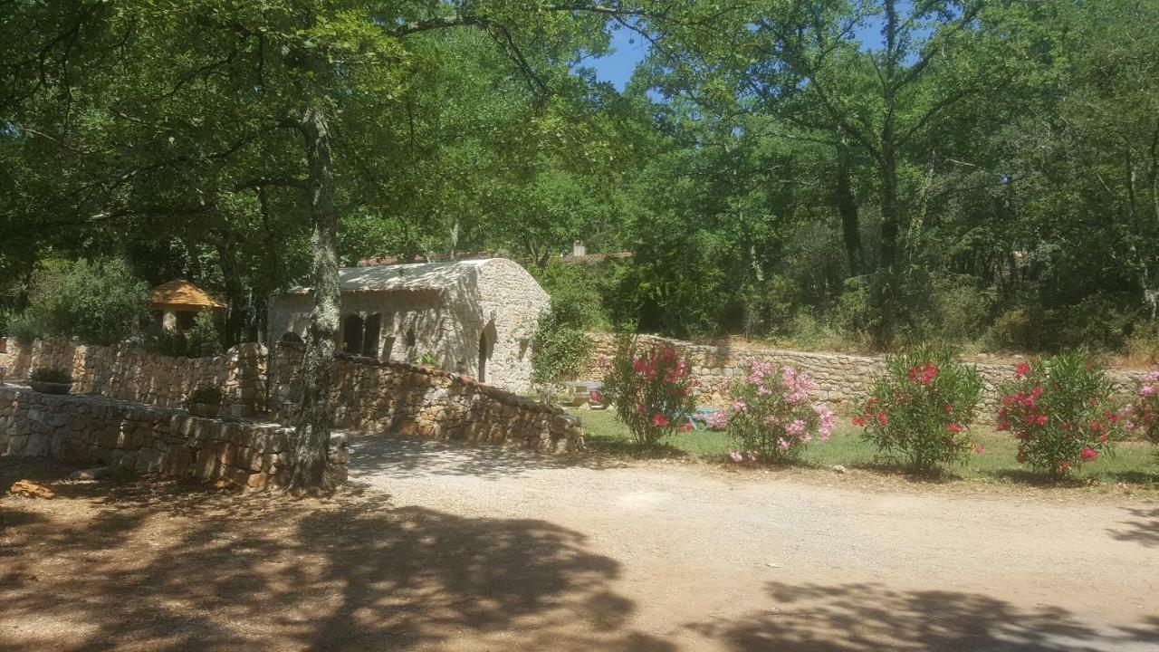 Le Donjon Des Combes Et Son Spa Fayence Luaran gambar